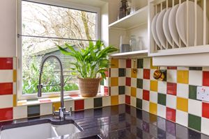 Kitchen- click for photo gallery